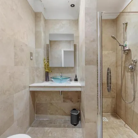 3 Bedroom Townhouse On Harrogate's Famous Stray Harrogate