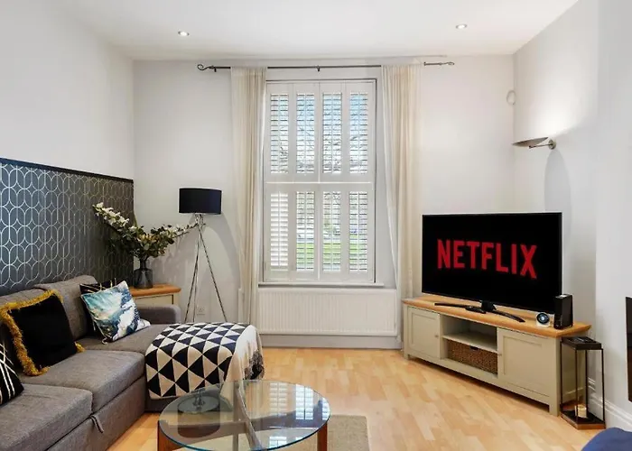 Сasa de vacaciones 3 Bedroom Townhouse On Harrogate's Famous Stray *