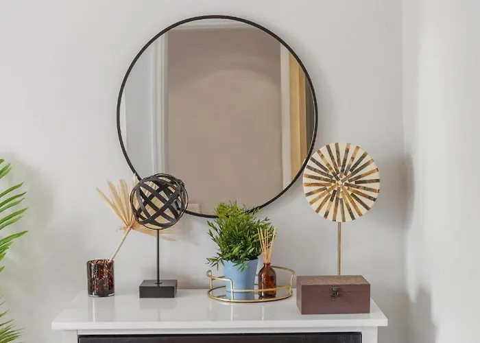 Semesterbostad 3 Bedroom Townhouse On Harrogate's Famous Stray