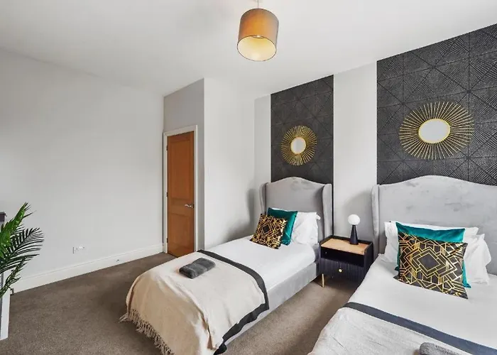 3 Bedroom Townhouse On Harrogate's Famous Stray Сasa de vacaciones