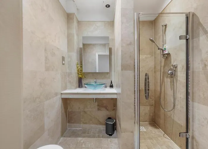 3 Bedroom Townhouse On Harrogate's Famous Stray Harrogate