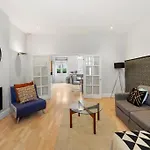 3 Bedroom Townhouse On Harrogate's Famous Stray * Harrogate